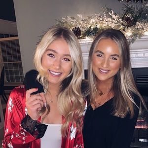 Meet your Posher, Lia